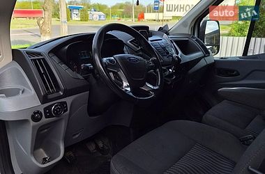 Вантажний фургон Ford Transit 2017 в Харкові