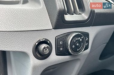 Грузовой фургон Ford Transit 2018 в Луцке