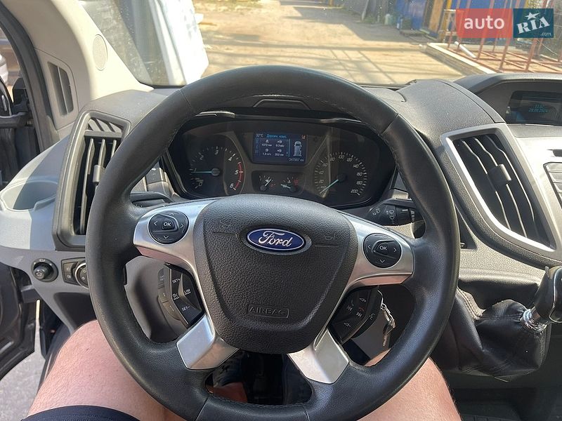 Вантажопасажирський фургон Ford Transit 2014 в Києві