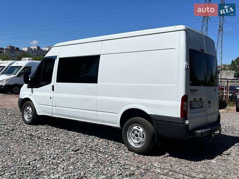 Вантажний фургон Ford Transit 2006 в Києві