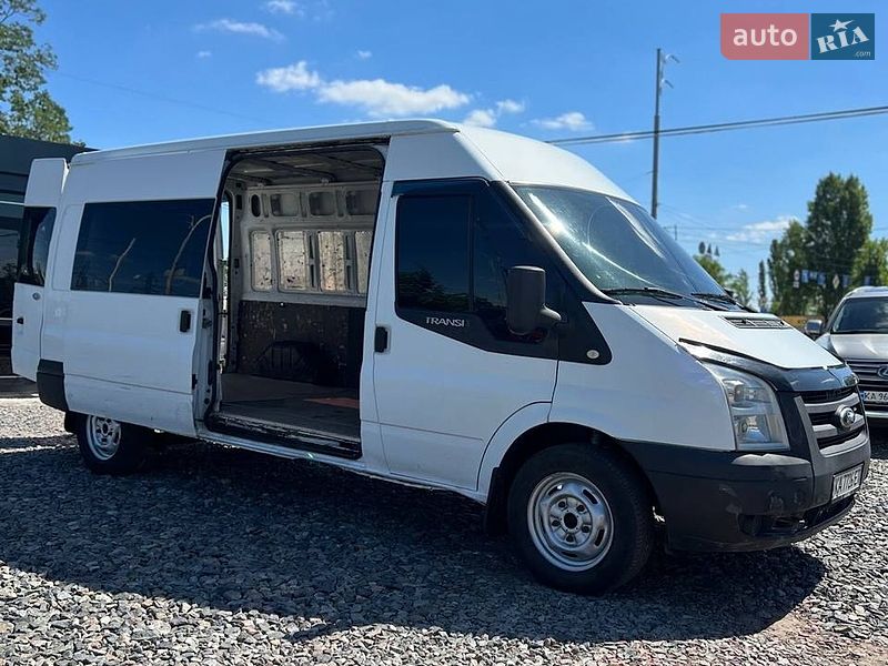 Вантажний фургон Ford Transit 2006 в Києві
