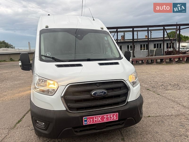 Грузовой фургон Ford Transit 2019 в Нововолынске