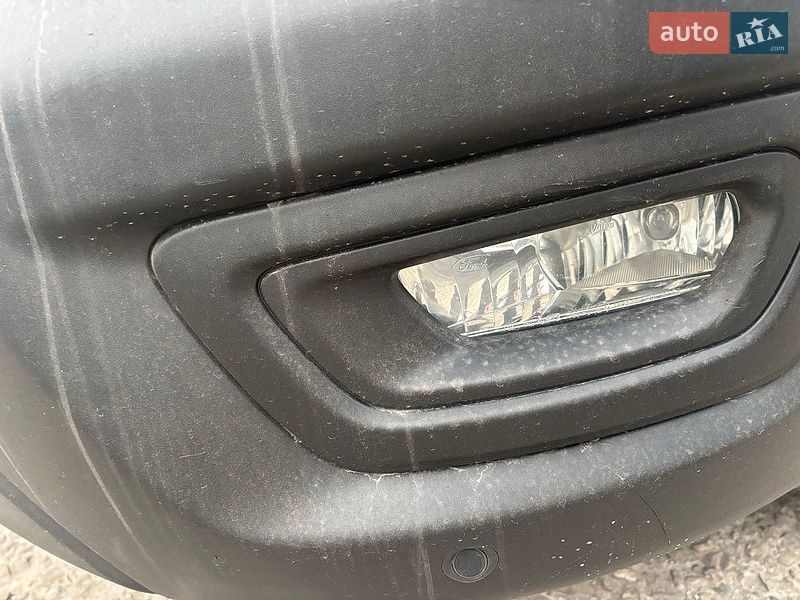 Грузовой фургон Ford Transit 2019 в Нововолынске