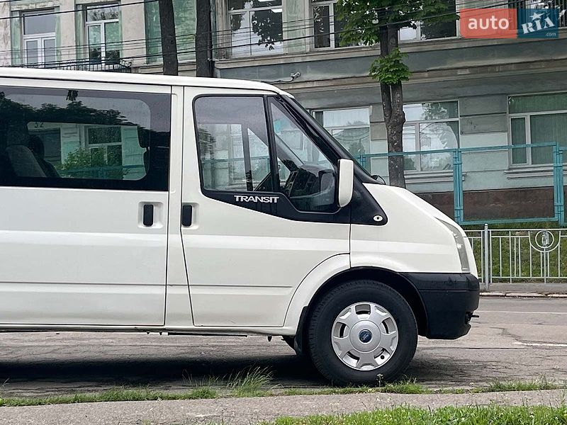 Грузопассажирский фургон Ford Transit 2007 в Киеве