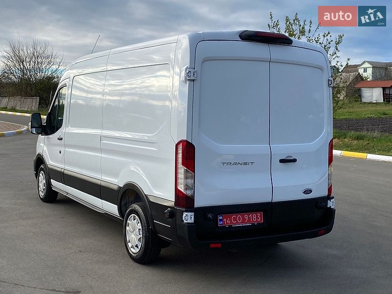 Грузовой фургон Ford Transit 2021 в Ирпене