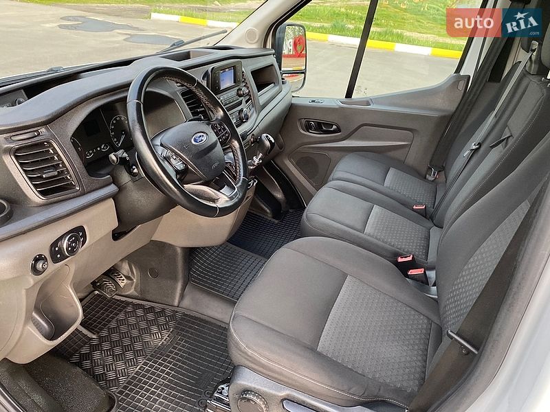 Грузовой фургон Ford Transit 2021 в Ирпене