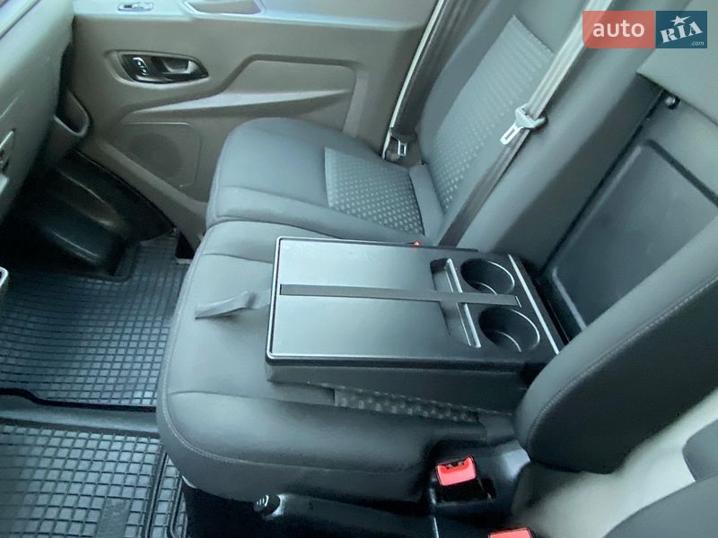 Грузовой фургон Ford Transit 2021 в Ирпене