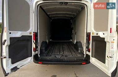 Грузовой фургон Ford Transit 2021 в Ирпене