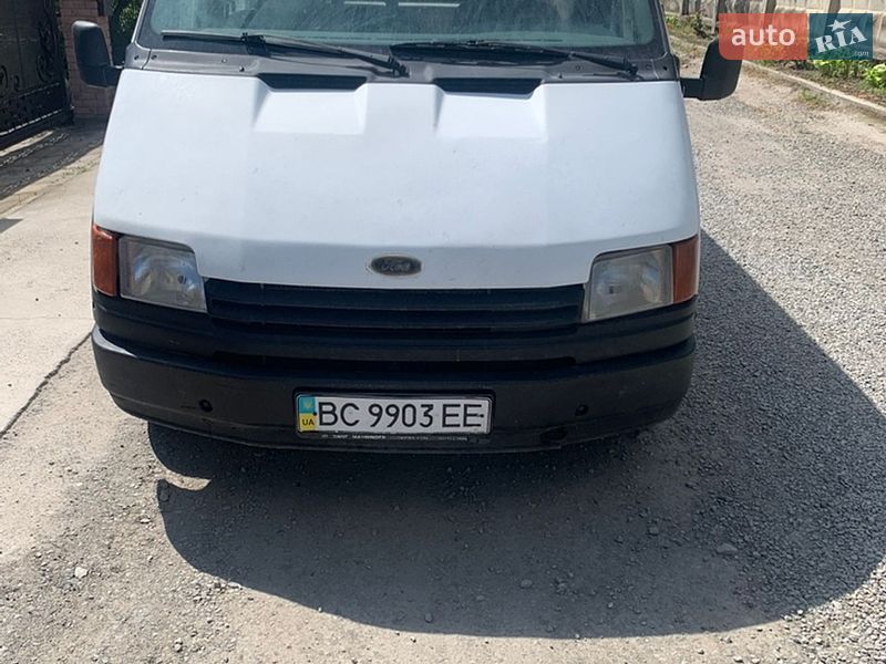 Седан Ford Transit 1987 в Чорткове