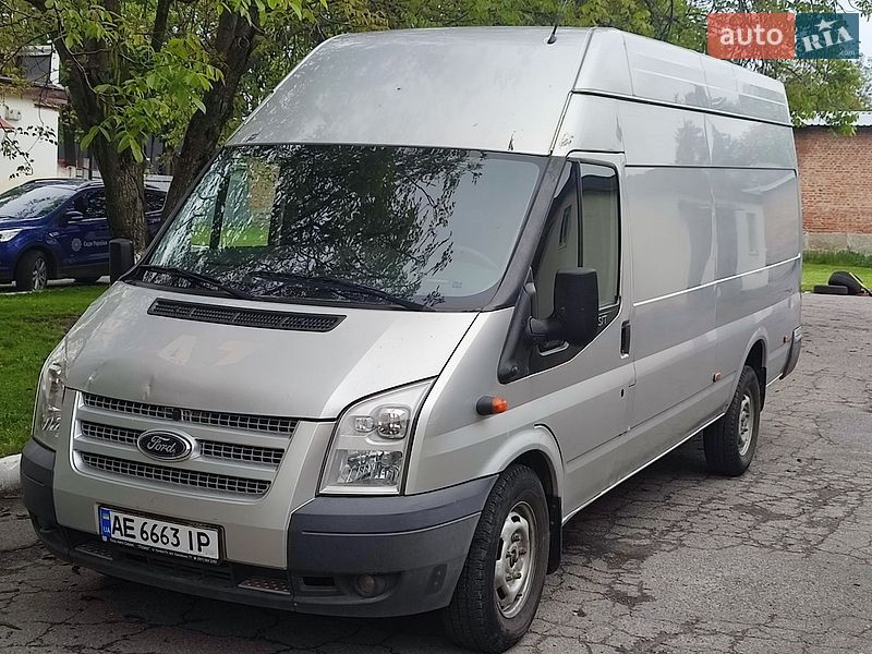 Вантажний фургон Ford Transit 2012 в Полтаві