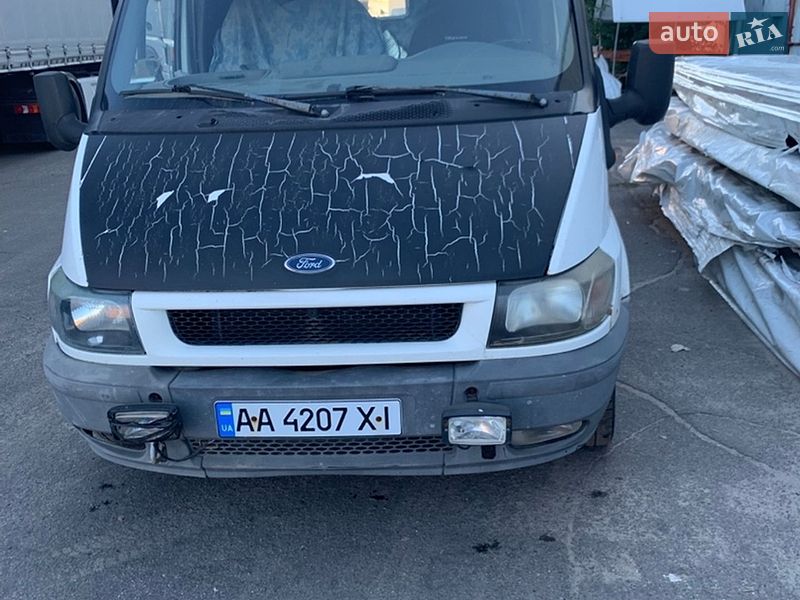 Грузовой фургон Ford Transit 2002 в Киеве