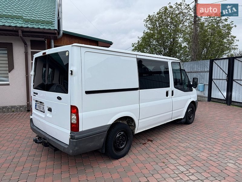 Грузопассажирский фургон Ford Transit 2007 в Миргороде
