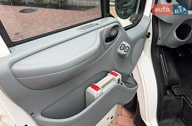 Грузопассажирский фургон Ford Transit 2007 в Миргороде