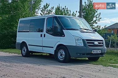 Минивэн Ford Transit 2007 в Сарнах