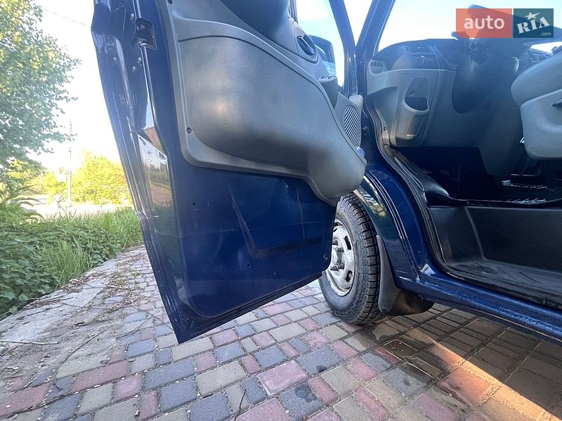 Грузовой фургон Ford Transit 2008 в Смеле