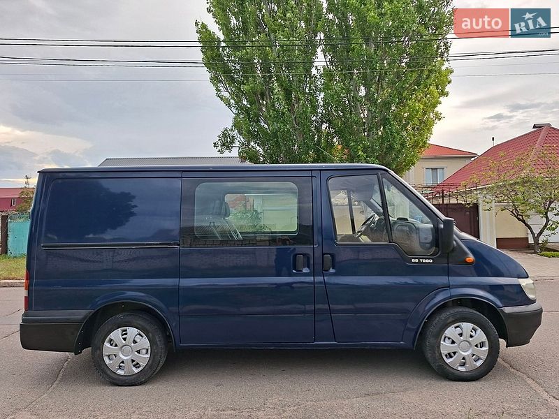 Грузопассажирский фургон Ford Transit 2004 в Николаеве