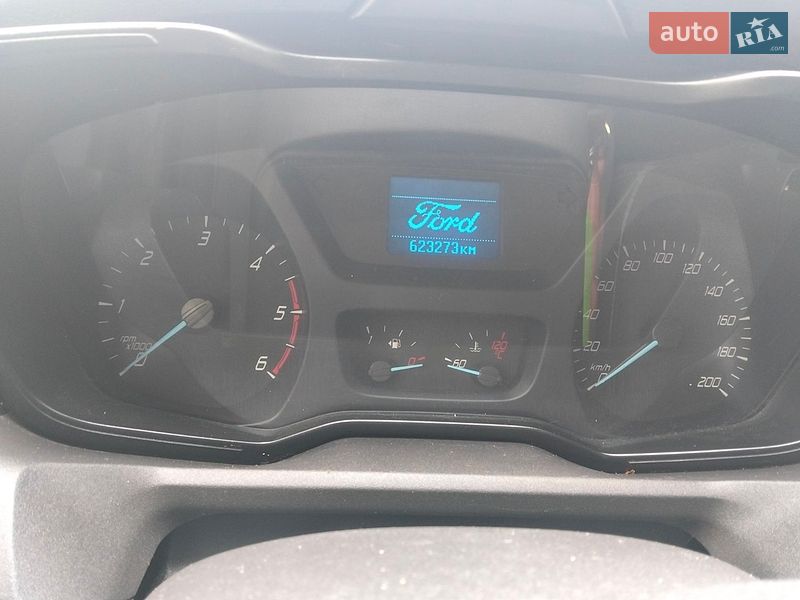 Вантажний фургон Ford Transit 2015 в Пустомитах