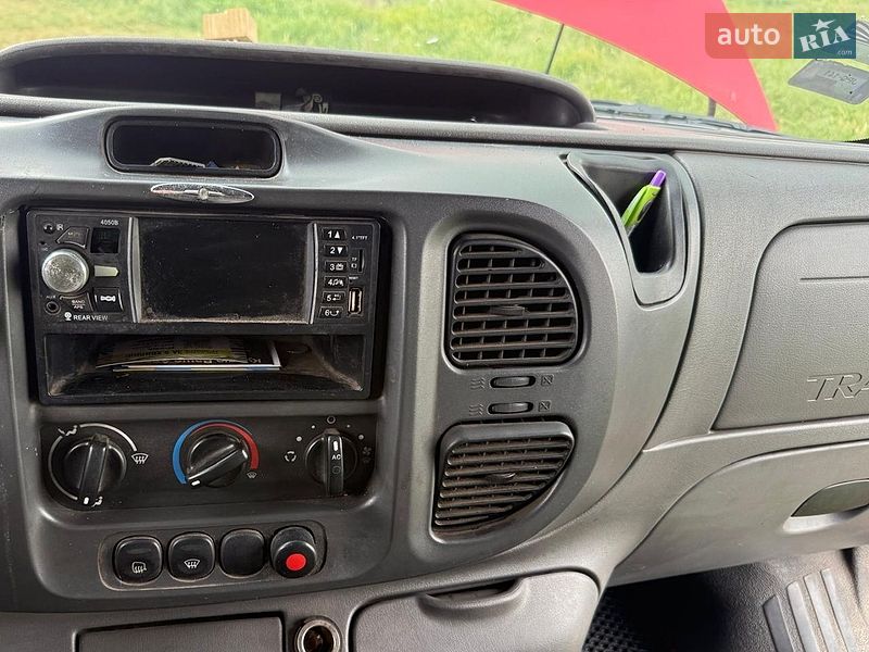 Вантажопасажирський фургон Ford Transit 2005 в Одесі