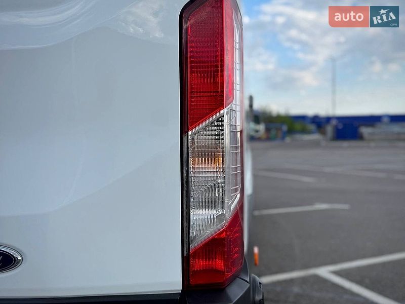 Вантажний фургон Ford Transit 2021 в Києві
