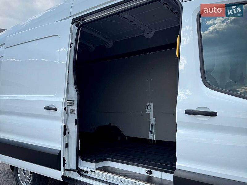 Вантажний фургон Ford Transit 2021 в Києві