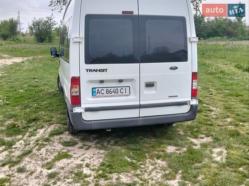 Минивэн Ford Transit 2011 в Локачах