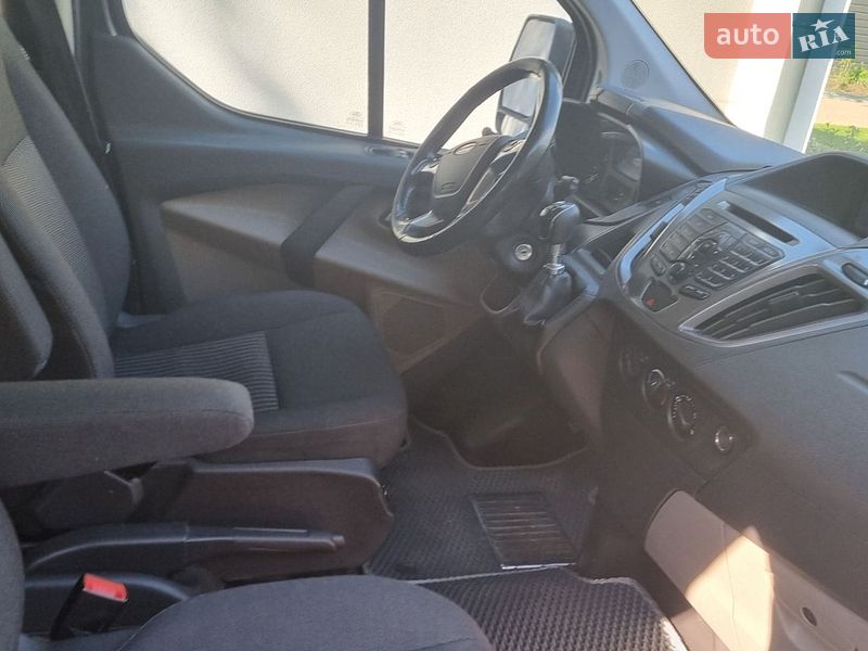 Мінівен Ford Transit 2017 в Києві