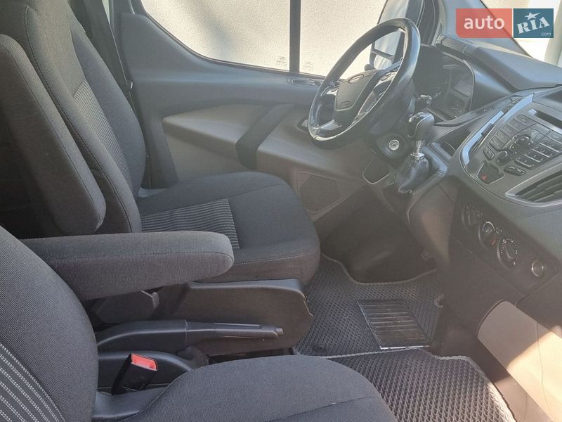 Мінівен Ford Transit 2017 в Києві