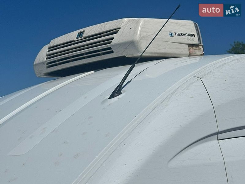 Рефрижератор Ford Transit 2015 в Житомирі