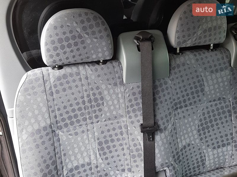 Вантажопасажирський фургон Ford Transit 2010 в Полтаві