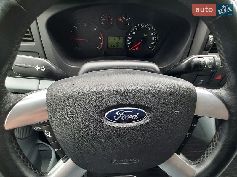Вантажопасажирський фургон Ford Transit 2010 в Полтаві