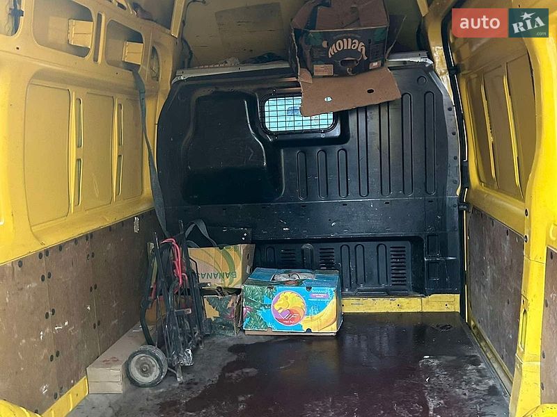 Вантажний фургон Ford Transit 2012 в Івано-Франківську