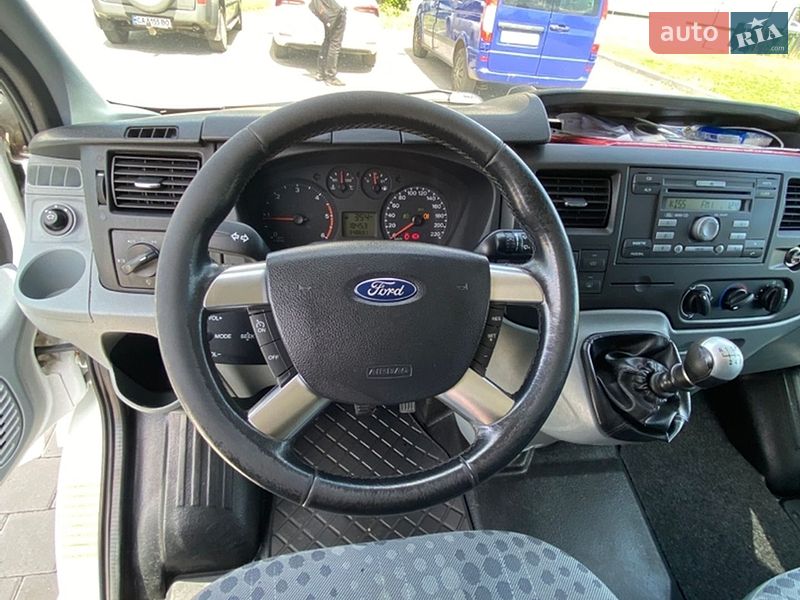 Грузовой фургон Ford Transit 2012 в Черкассах