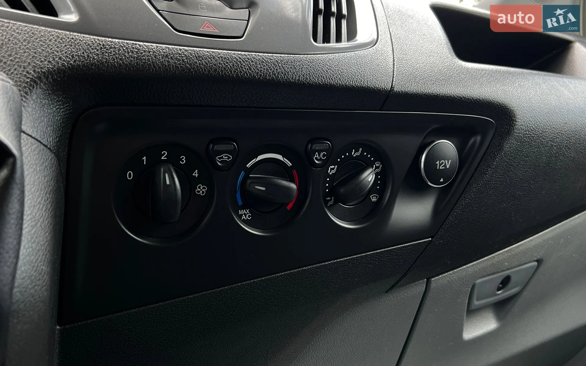 2016 Ford Transit Connect - мініатюра 18