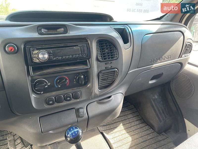 Микровэн Ford Transit 2000 в Новояворовске