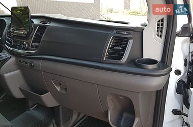 Вантажний фургон Ford Transit 2021 в Вінниці