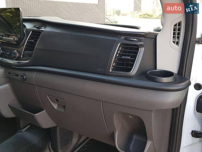 Вантажний фургон Ford Transit 2021 в Вінниці