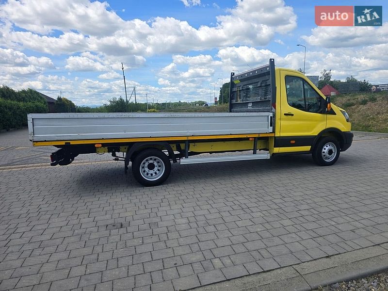 Борт Ford Transit 2017 в Стрию