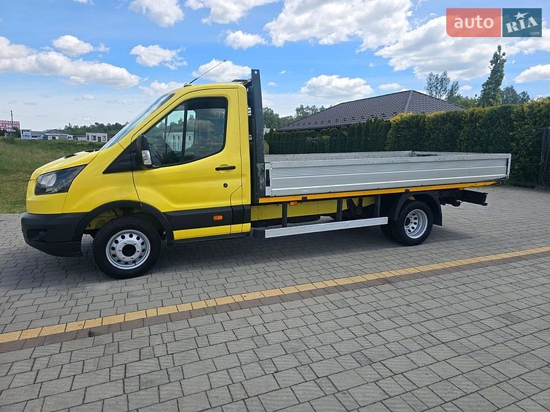 Борт Ford Transit 2017 в Стрию
