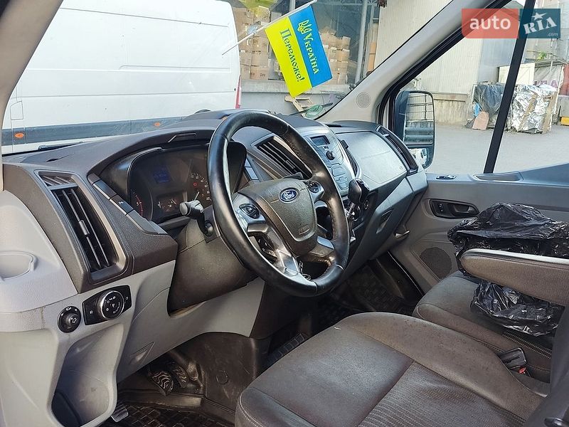 Грузовой фургон Ford Transit 2014 в Черновцах