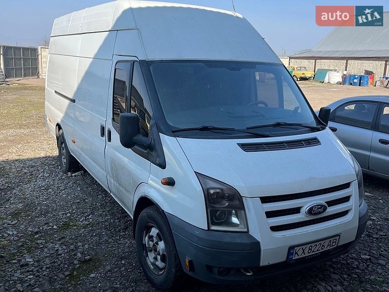 Вантажний фургон Ford Transit 2011 в Львові