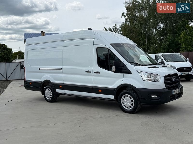 Вантажний фургон Ford Transit 2023 в Млиніві