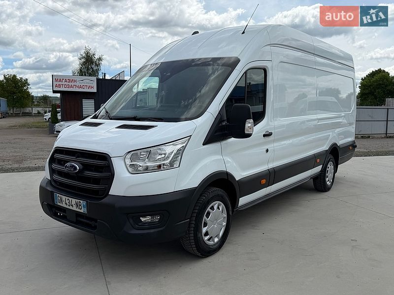 Вантажний фургон Ford Transit 2023 в Млиніві