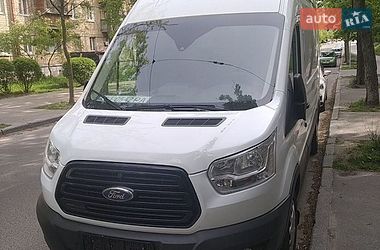 Грузовой фургон Ford Transit 2018 в Ужгороде