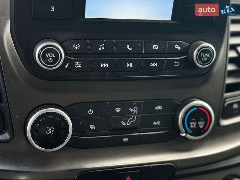 Грузовой фургон Ford Transit 2019 в Николаеве