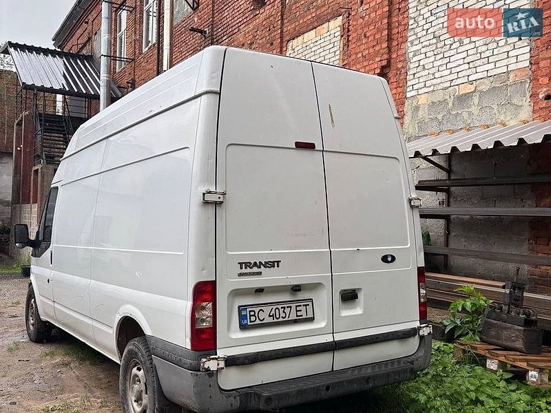 Вантажний фургон Ford Transit 2012 в Львові