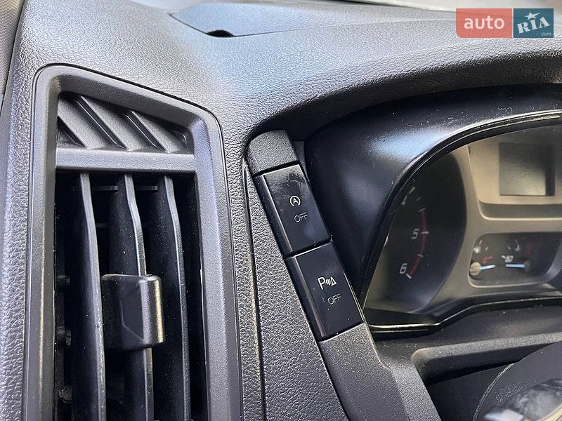 Вантажний фургон Ford Transit 2019 в Маневичах