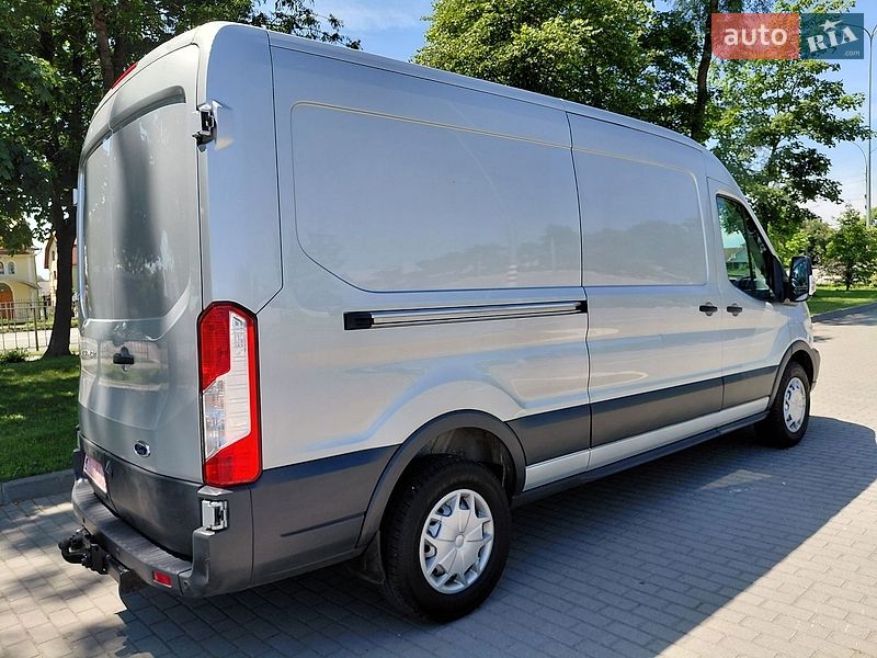 Грузовой фургон Ford Transit 2019 в Ивано-Франковске