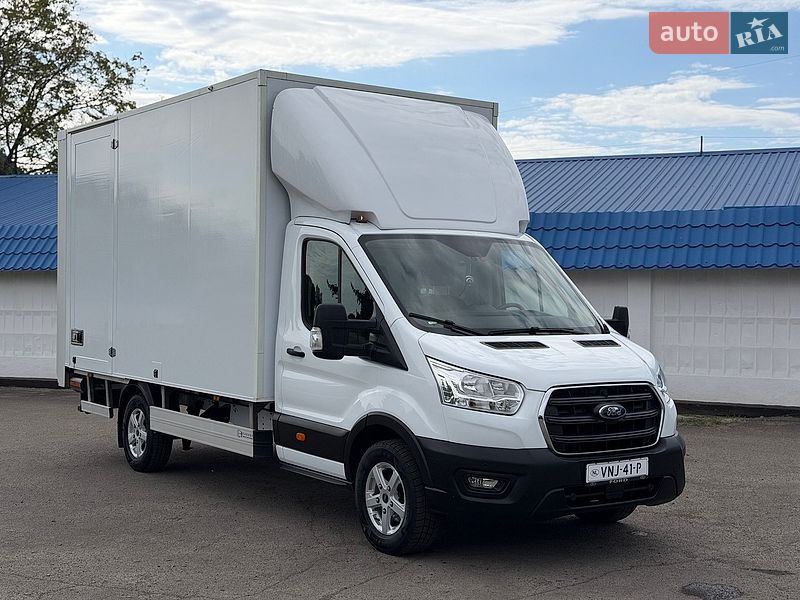 Вантажний фургон Ford Transit 2021 в Радивиліві