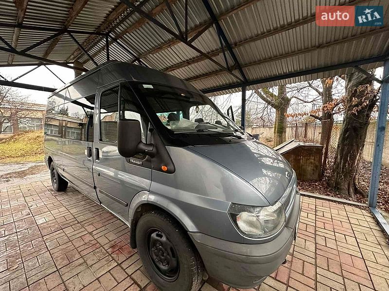 Микроавтобус Ford Transit 2006 в Мукачево