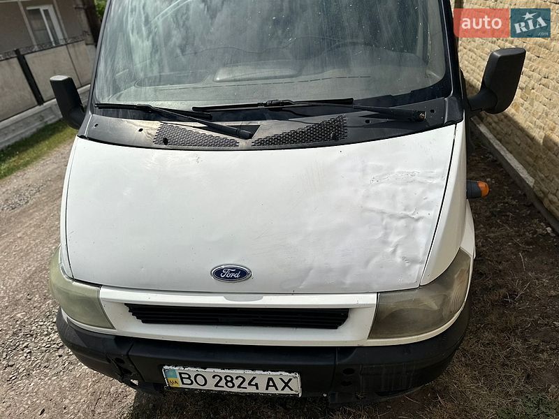 Грузовой фургон Ford Transit 2003 в Городенке
